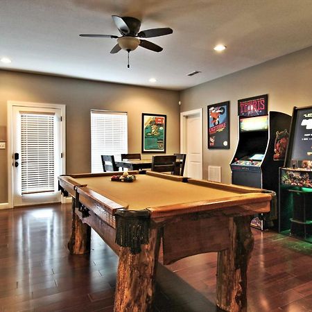Pet-Friendly Smoky Mountain Retreat With Game Room! Sevierville Luaran gambar