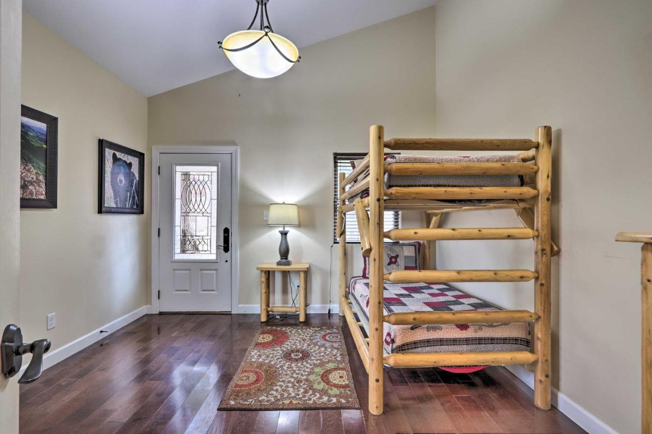 Pet-Friendly Smoky Mountain Retreat With Game Room! Sevierville Luaran gambar